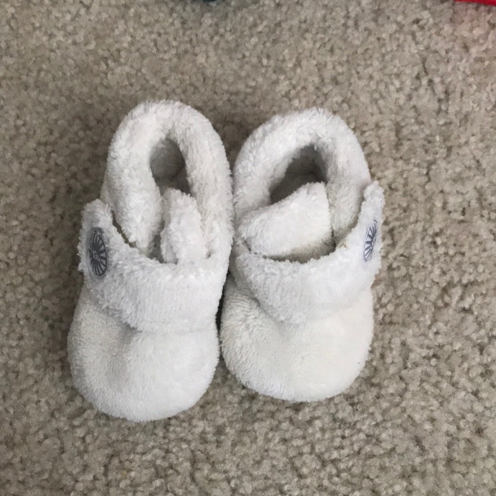 Cream white baby  uggs
